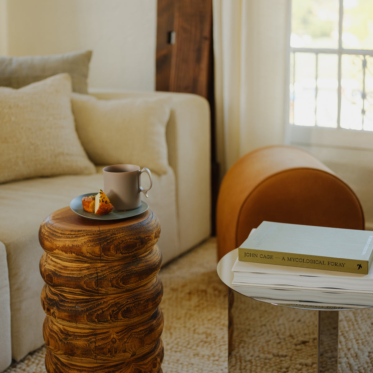 ARAS Mug lifestyle side table setting at SF76