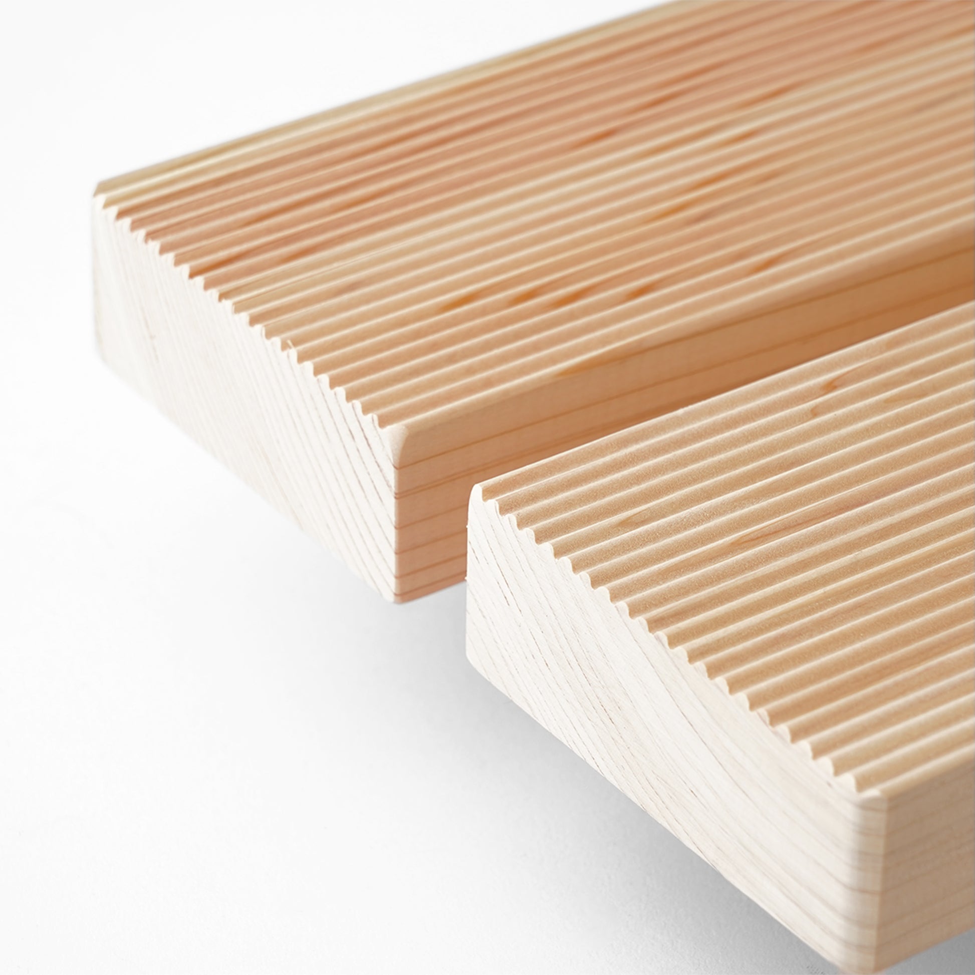 Tosaryu Hinoki Tub Bench - M detail image 2, Japanese homeware and gifts at SF76