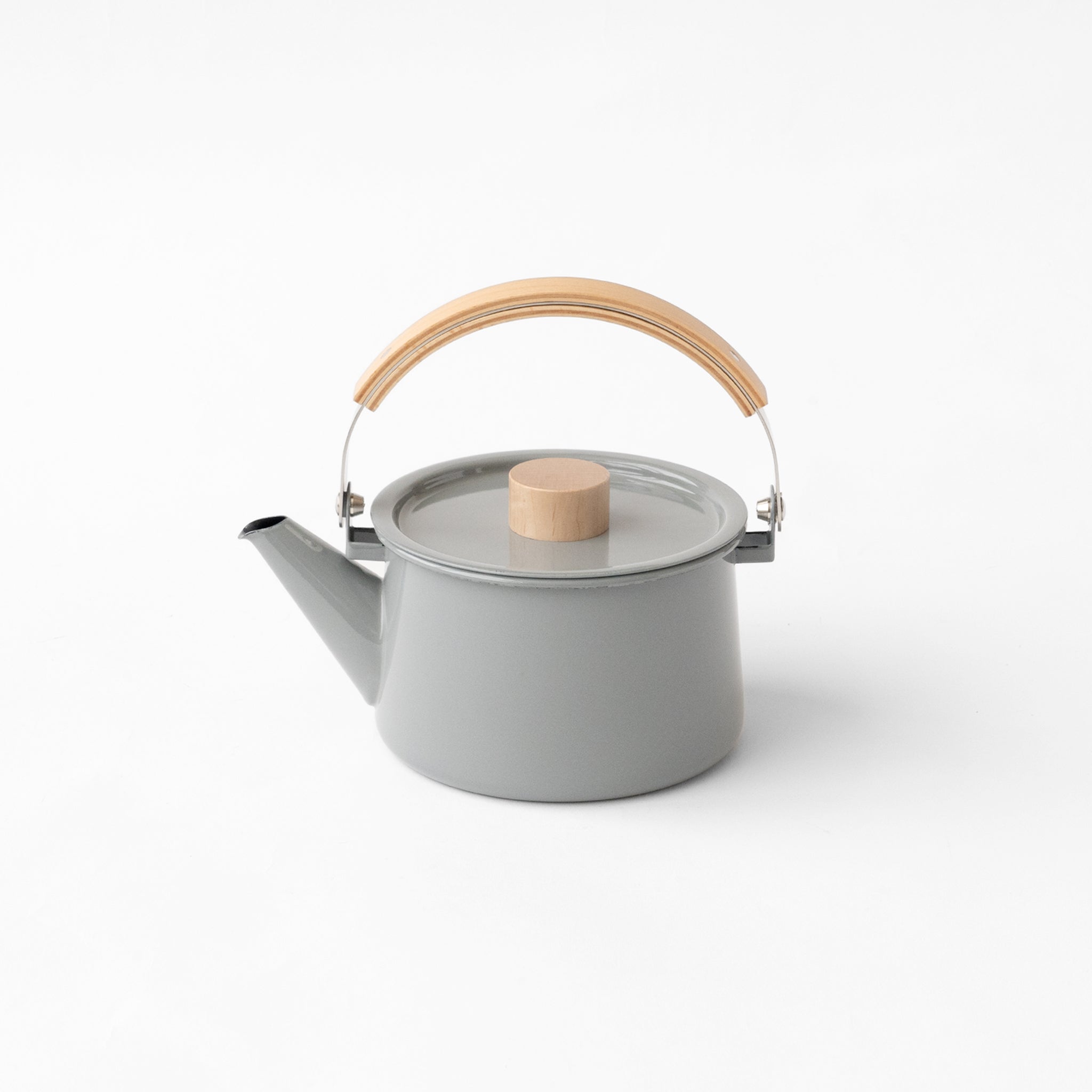 Kaico Kettle with Wooden Handle