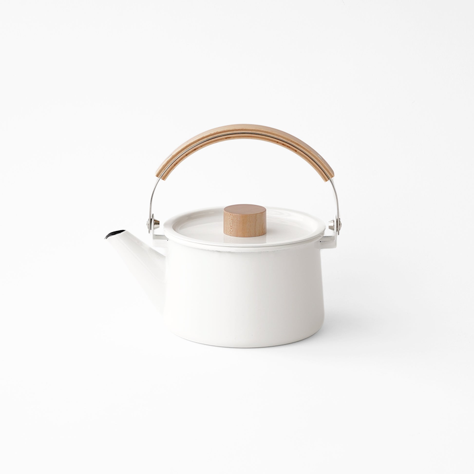 Kaico Kettle with Wooden Handle