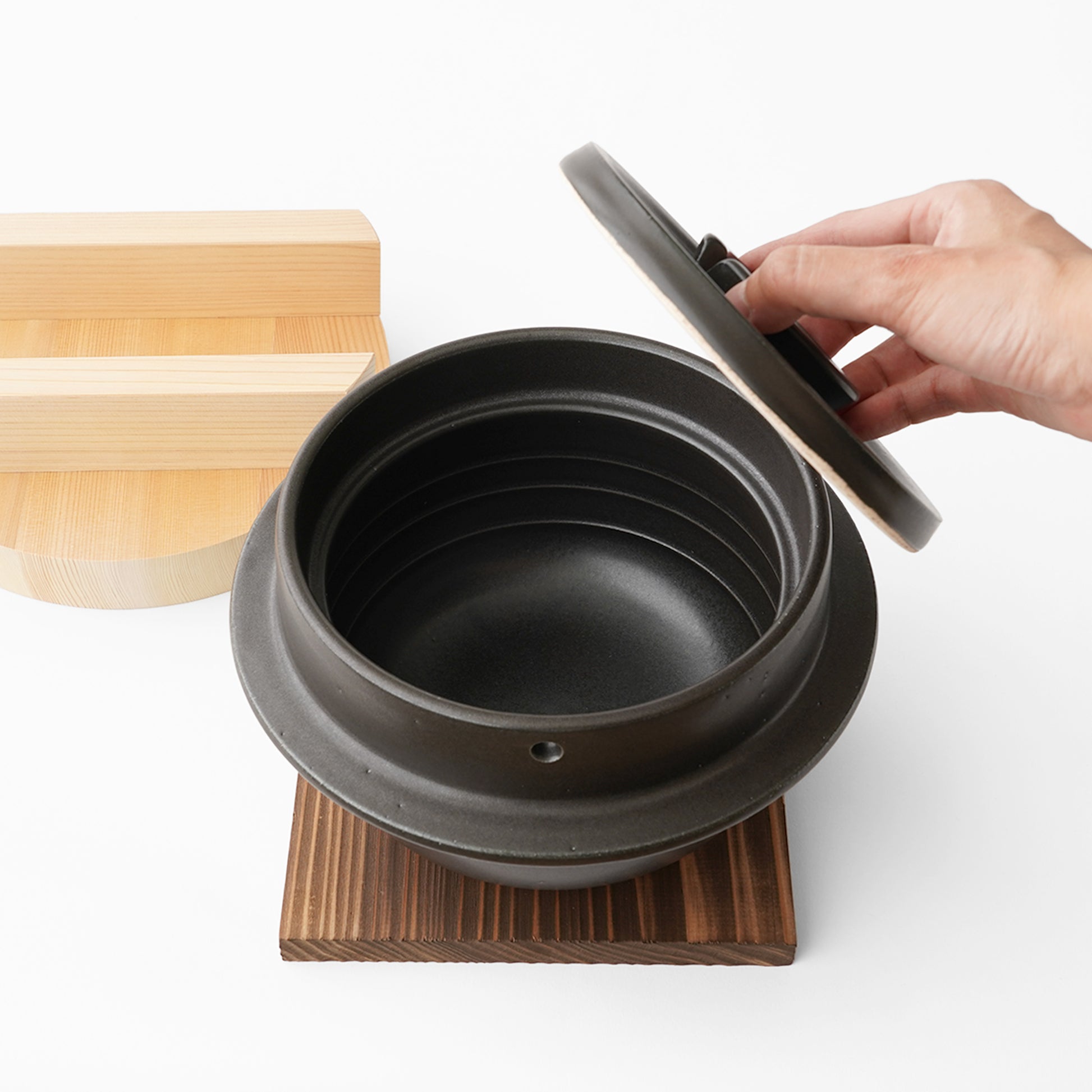 Suzuki Hagama Rice Cooker