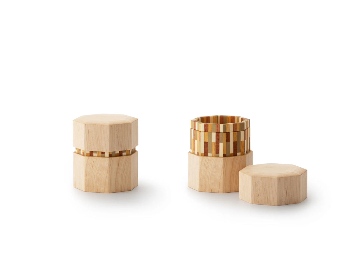 Tegami / Yosegi-lined Octagonal Tea Caddy - Flat